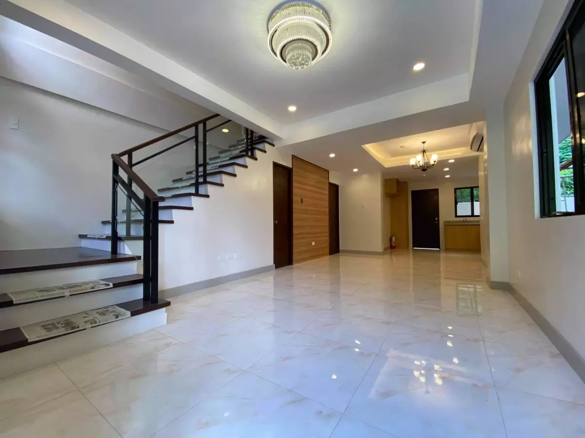 House and Lot — House and Lot in Cebu City, Cebu, Philippines — Photo 4
