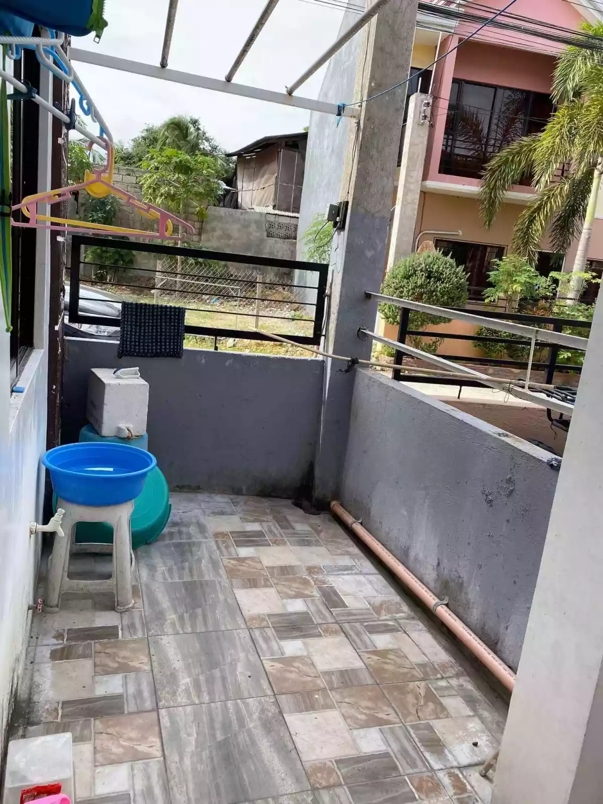 SEMI FURNISHED HOUSE  AND LOT IN TAYUD LILOAN FOR SALE — House and Lot in Bayong, Liloan, Cebu — Photo 4