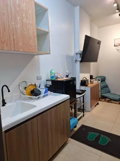 AIZEN FLATS — Studio in P.J.Burgos, Mandaue City, Cebu — Photo 6