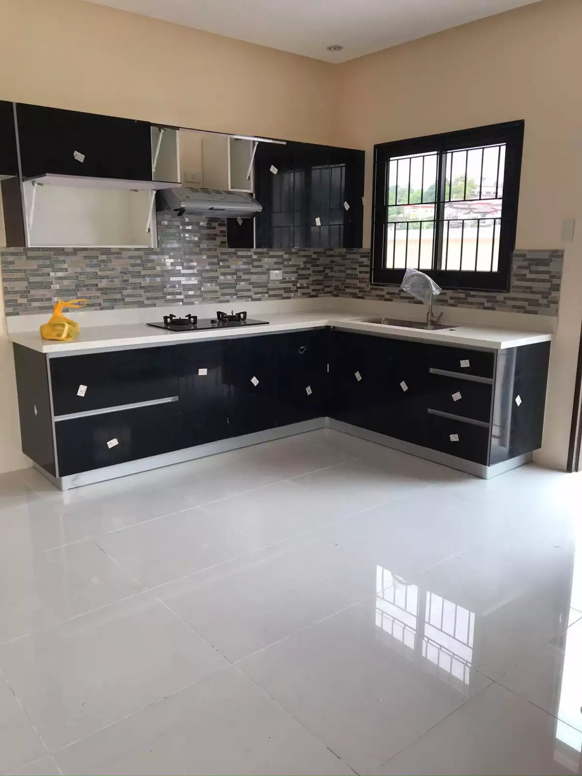 RUSH HOUSE AND LOT FOR SALE OR ASSUMED BRAND NEW RFO - photo 3