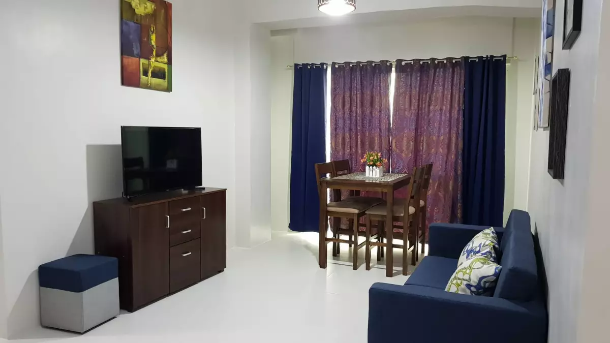 Open photo 17 of 20 — 3 Bedroom Unit in Padgett Place