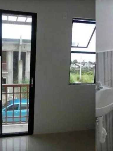 Casa mira south townhouse C for assume - photo 2
