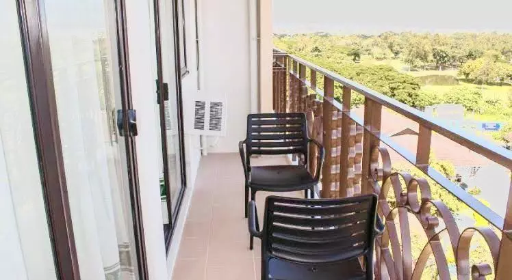 2 BEDROOM FULLY FURNISH CONDO WITH PARKING - photo 3