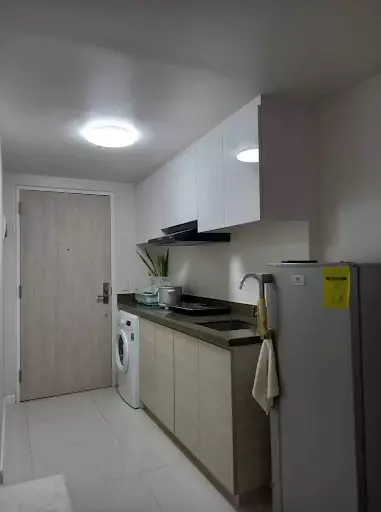 For Rent: Studio Unit in Mandani Bay — Studio in Tipolo, Mandaue City, Cebu — Photo 4