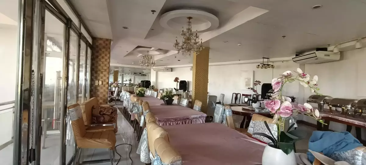Hotel for Rent!