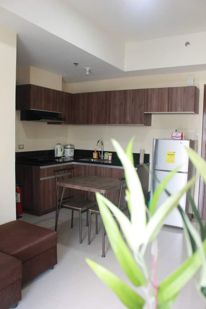 FULLY FURNISHED 2BR CONDO IN AZALEA - photo 5