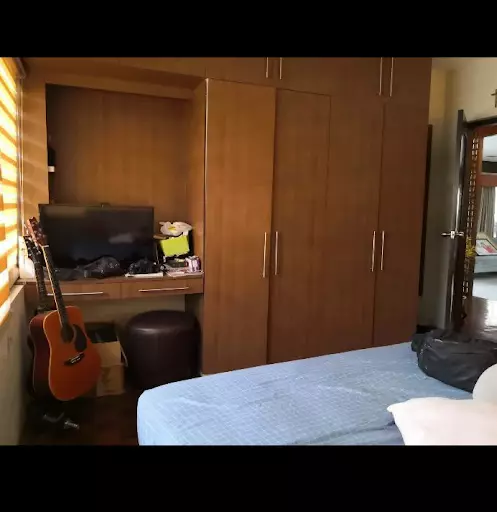 Open photo 11 of 21 — House and lot for rent
