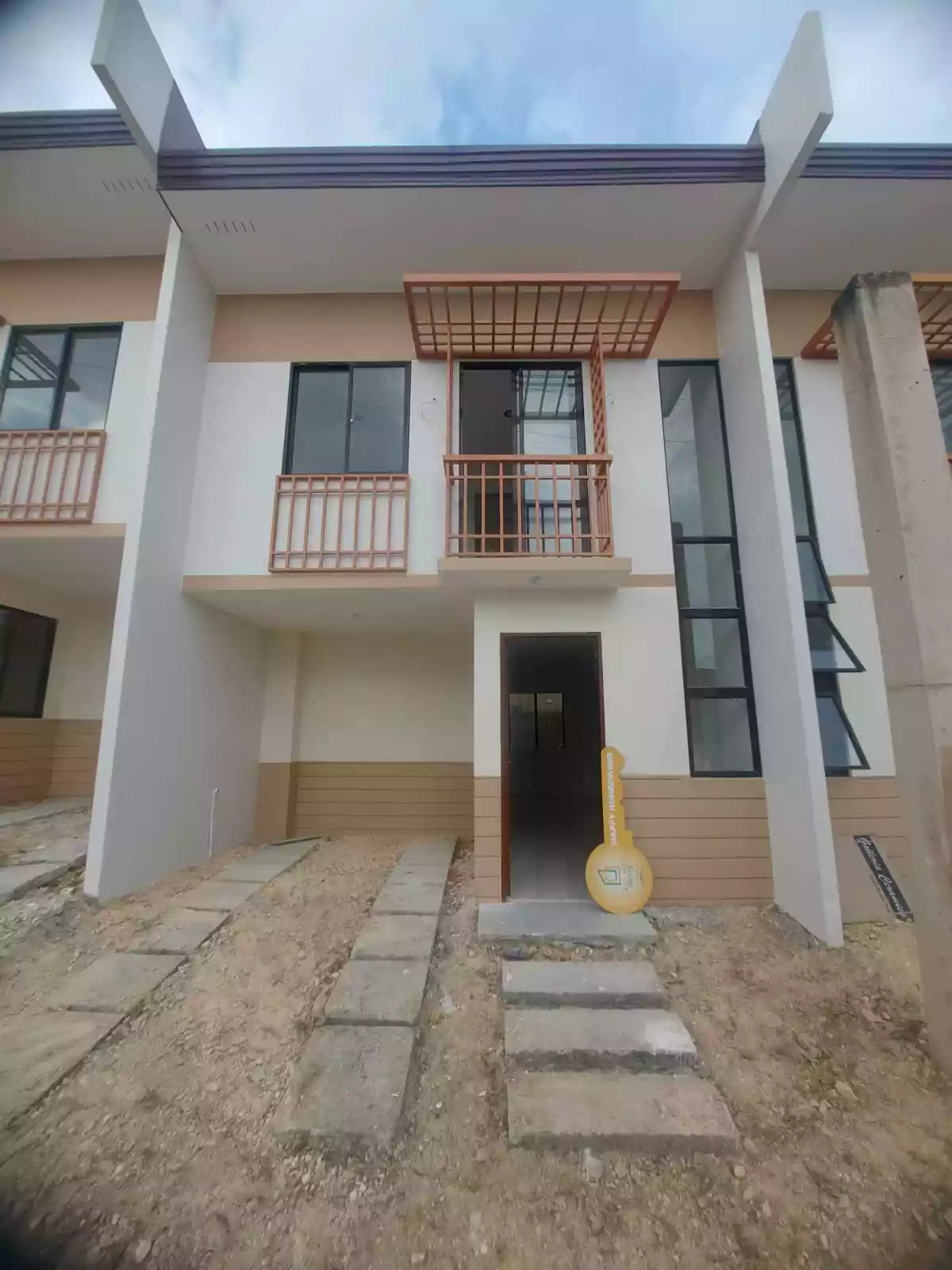 Casa Mira South