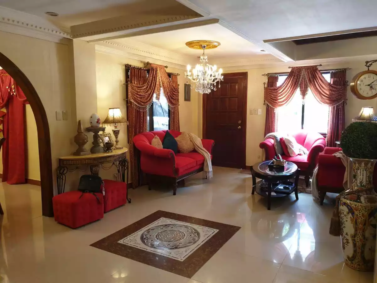 FOR SALE FULLY FURNISHED 3 STOREY HOUSE!! - photo 4