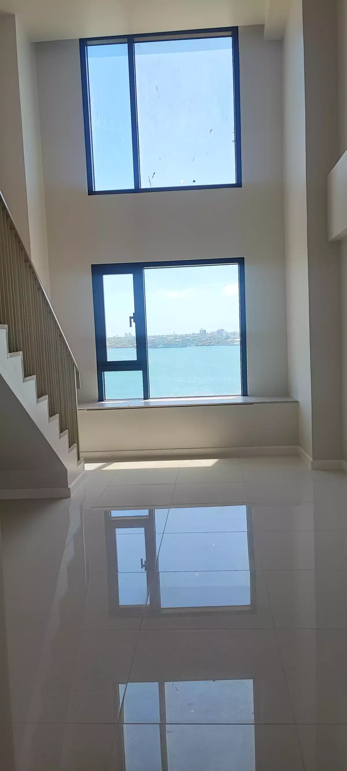Mandani Bay Sacrifice Sale — Loft in F.E. Zuellig Avenue, Mandaue City, Philippines — Photo 2