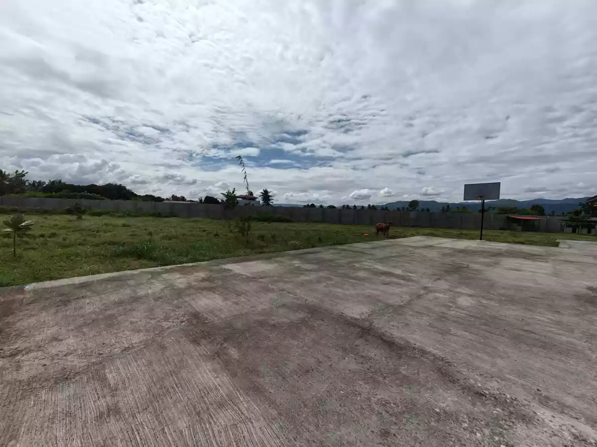 HOUSE & LOT For Sale!!! — House and Lot in Tanjay City, Negros Oriental, Philippines — Photo 4