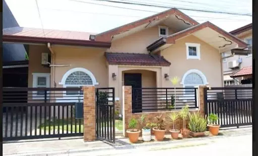 Bungalow house FOR SALE — House and Lot in Lapu-Lapu City, Cebu, Philippines — Photo 2