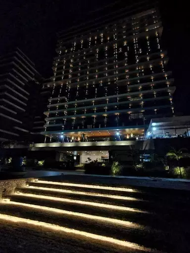 Open photo 55 of 132 — For Sale Studio Unit in REEF RESIDENCES 2