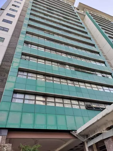 Open photo 13 of 14 — Condominium 