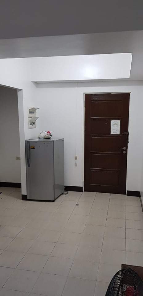 Persimmon 1BR unit — 1 Bedroom in M. Borces Street, Cebu City, Central Visayas — Photo 5