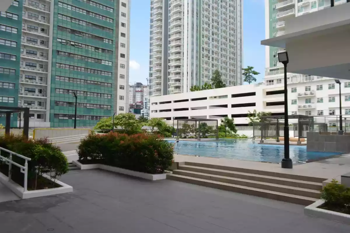 Open photo 15 of 20 — Solinea Condominium For Rent 1 Bedroom Fully Furnished with Parking