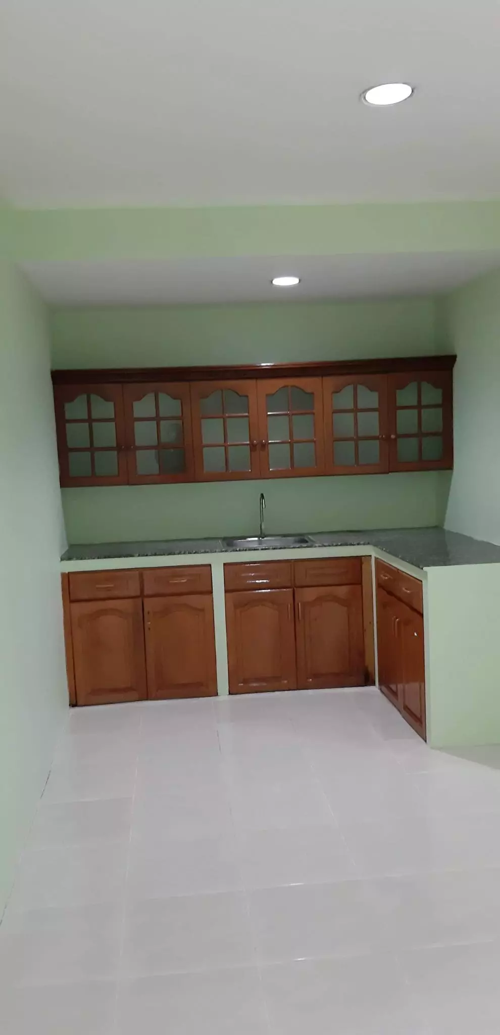 3 bedrooms  unfurnished apartment for rent in Casuntingan Mandaue City Cebu - photo 2