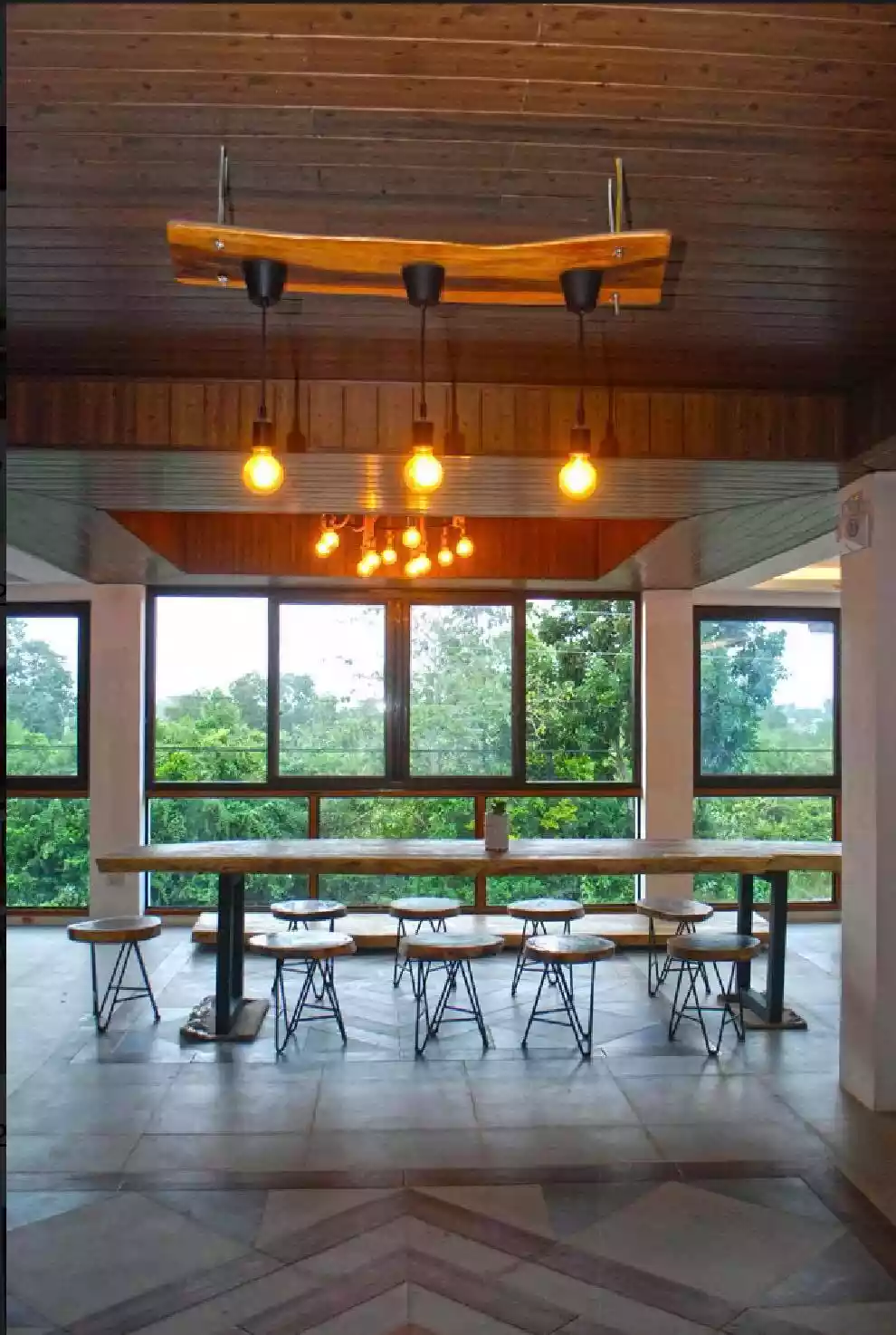Open photo 15 of 19 — 85M Brand New Boutique Hotel, Fully Furnished 22 rooms-2storey and an attic with loft of 60sqm @ Panglao,Bohol