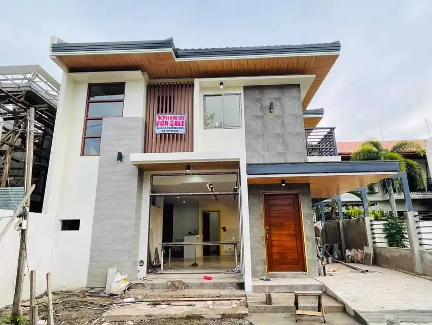 Open photo 13 of 14 — Palisades Bacolod