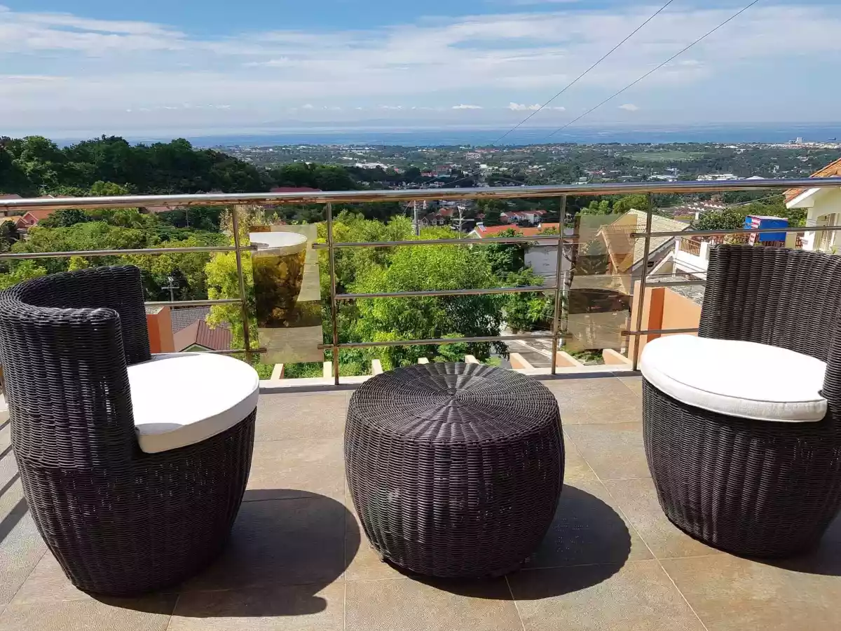 Elegance House & Lot for SALEðŸ¡ - photo 3