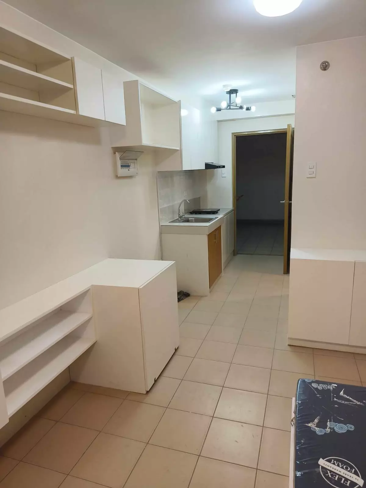 8 SPATIAL DAVAO CONDOMINIUM STUDIO UNIT - photo 2