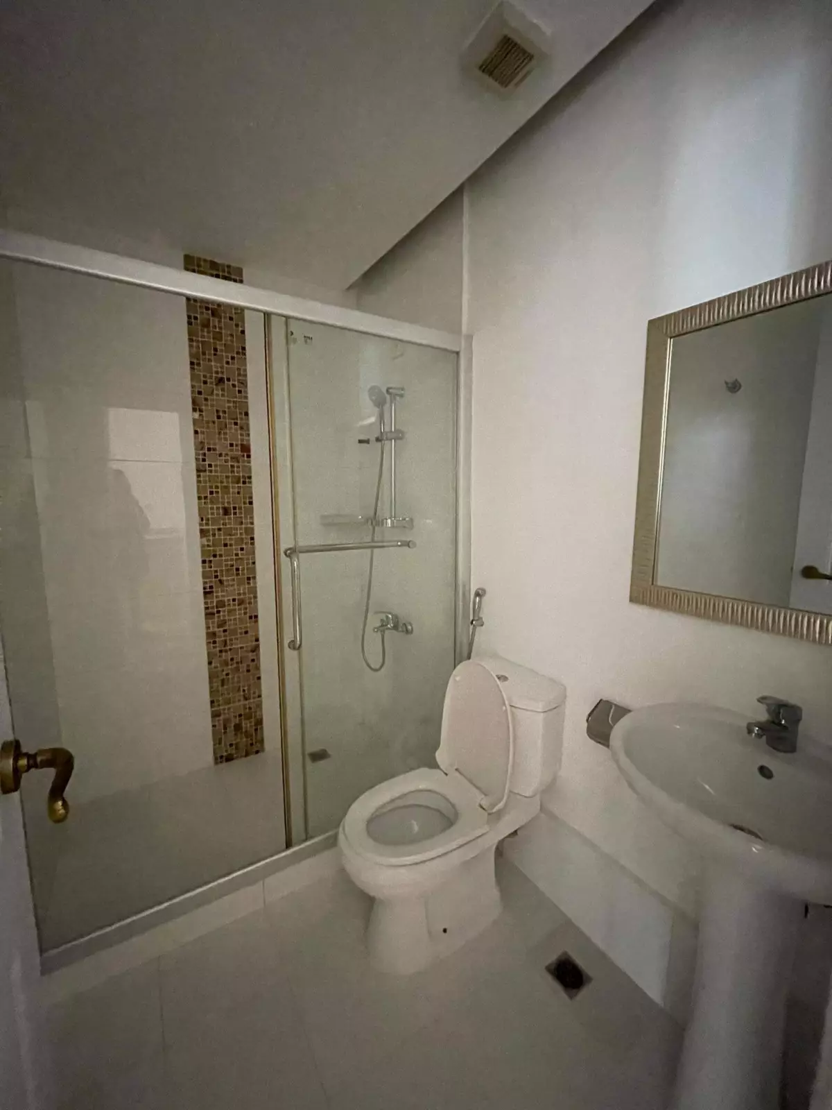Apple One Banawa 1 Bedroom for Assume - photo 4