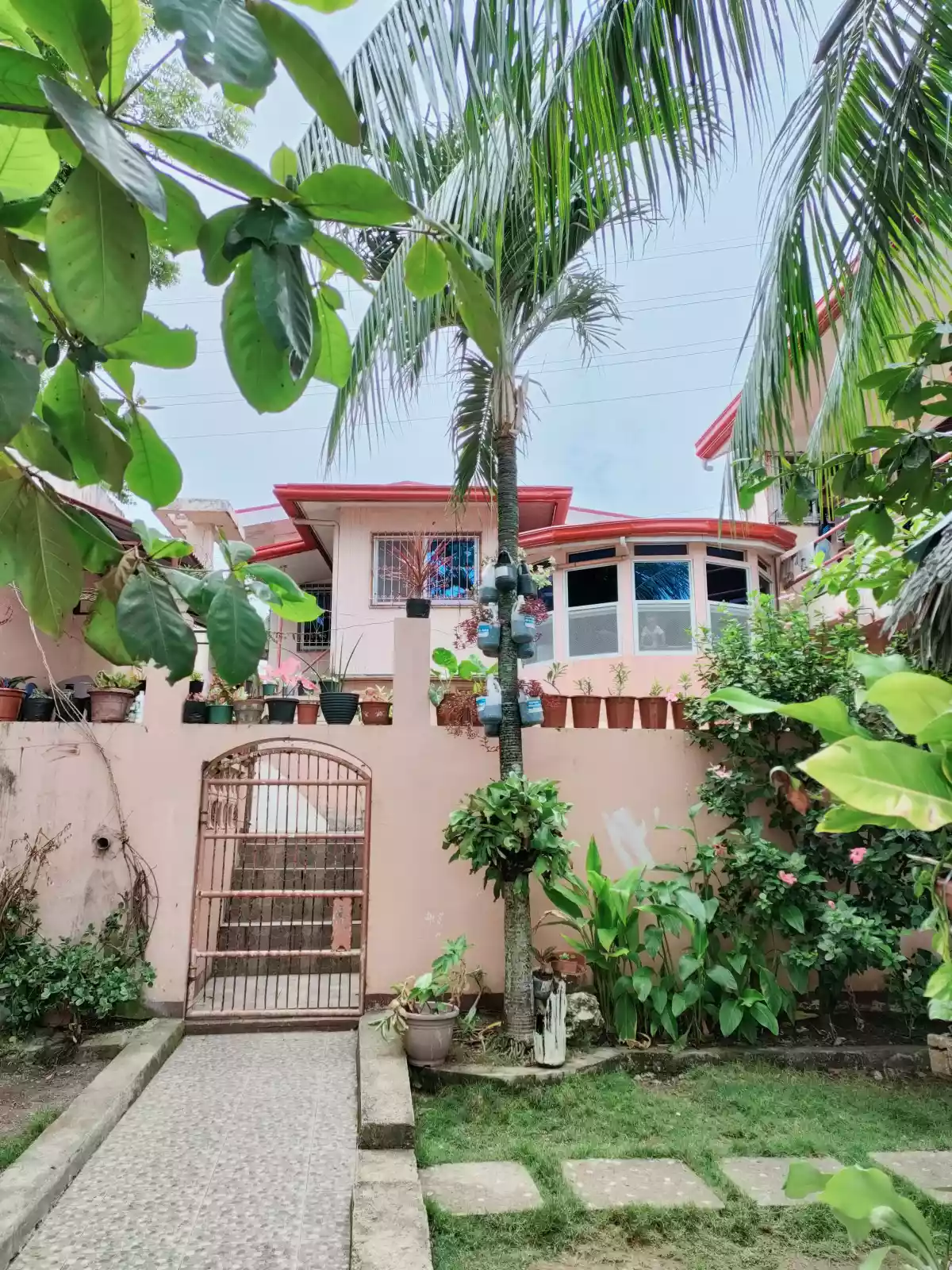 4-Bedroom Beach House / Resort for Sale in Danao City, Cebu — Beach House / Resort in Danao City, Cebu, Philippines — Photo 5