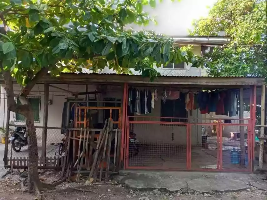 RESIDENTIAL/COMMERCIAL LOT WITH APARTMENT — Apartment in Lapu-Lapu City, Cebu, Philippines — Photo 5