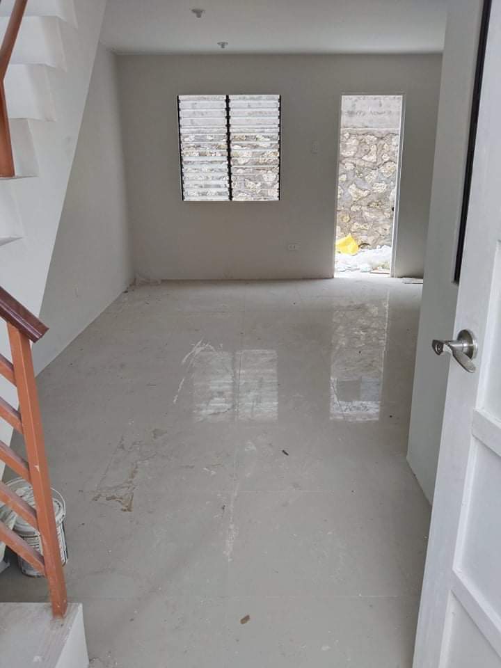 FOR ASSUME CASAMIRA SOUTH NAGA CEBU - photo 4