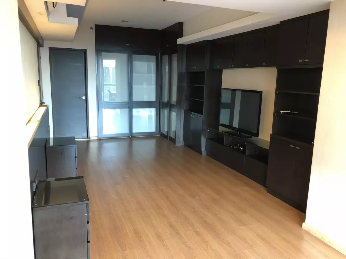 The St. Francis Shangri-La Place ( Luxury Condominium ) by Princess Rose Esposo - photo 3