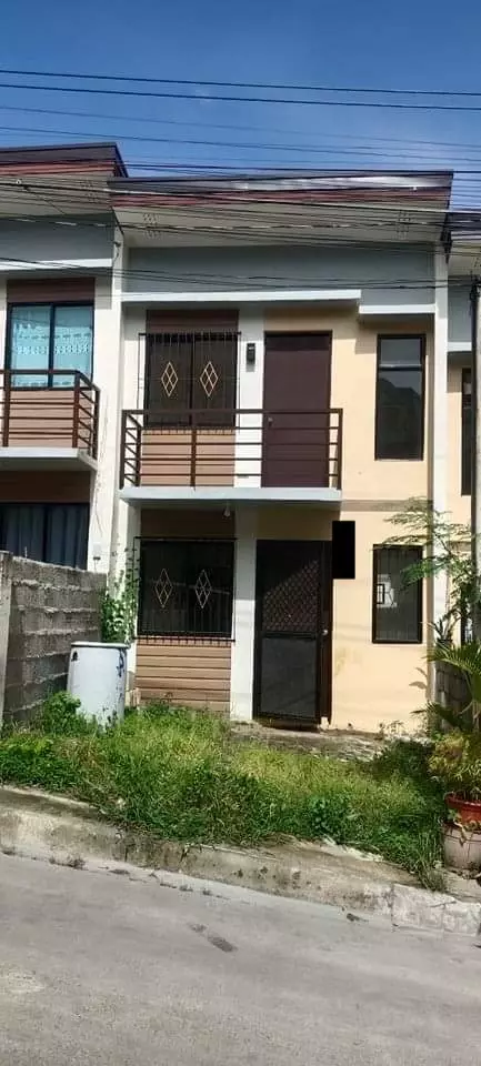 TOWNHOUSE FOR RENT — Townhouse in Sandayong, Minglanilla, Cebu — Photo 2