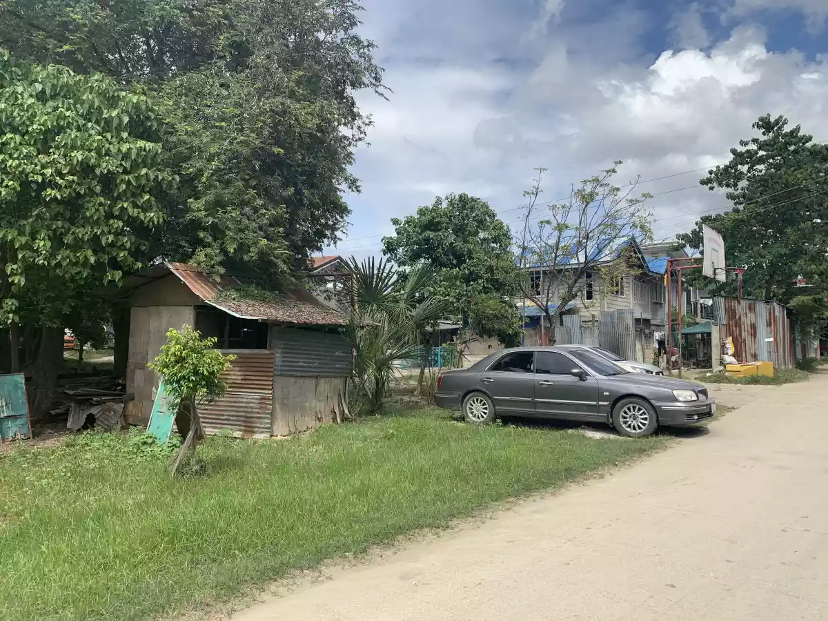 A corner residential lot for sale in Cordova  - photo 2