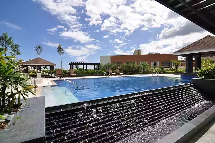 Grand Cenia — 2 Bedrooms in Cebu City (accross Cebu Business Park), Luz, Cebu City — Photo 3