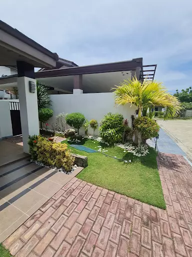 Open photo 21 of 25 — House and lot for Sale 