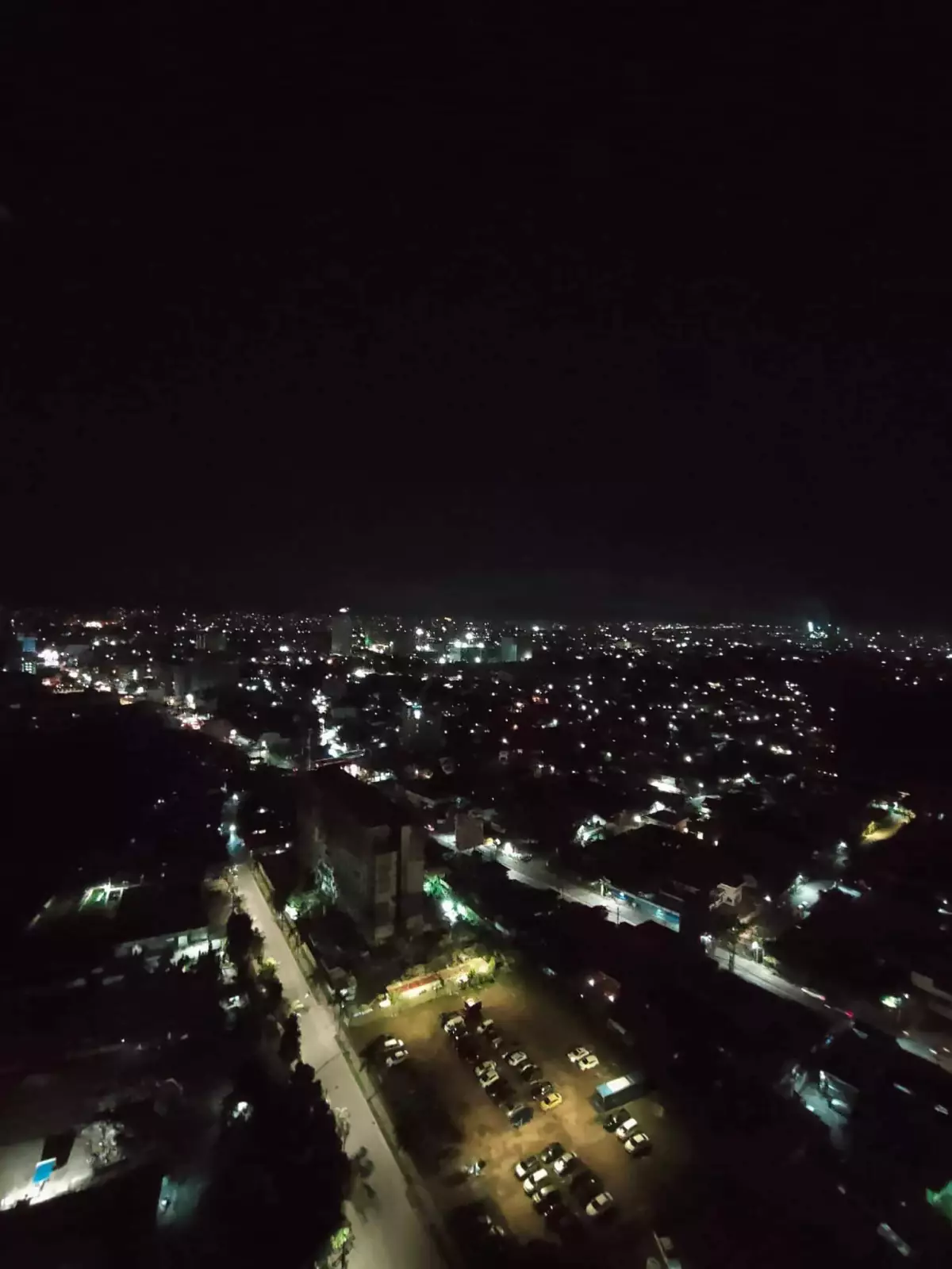 Furnished 1Br corner Unit on 28th Floor — 1 Bedroom in Lahug, Cebu City, Cebu — Photo 2