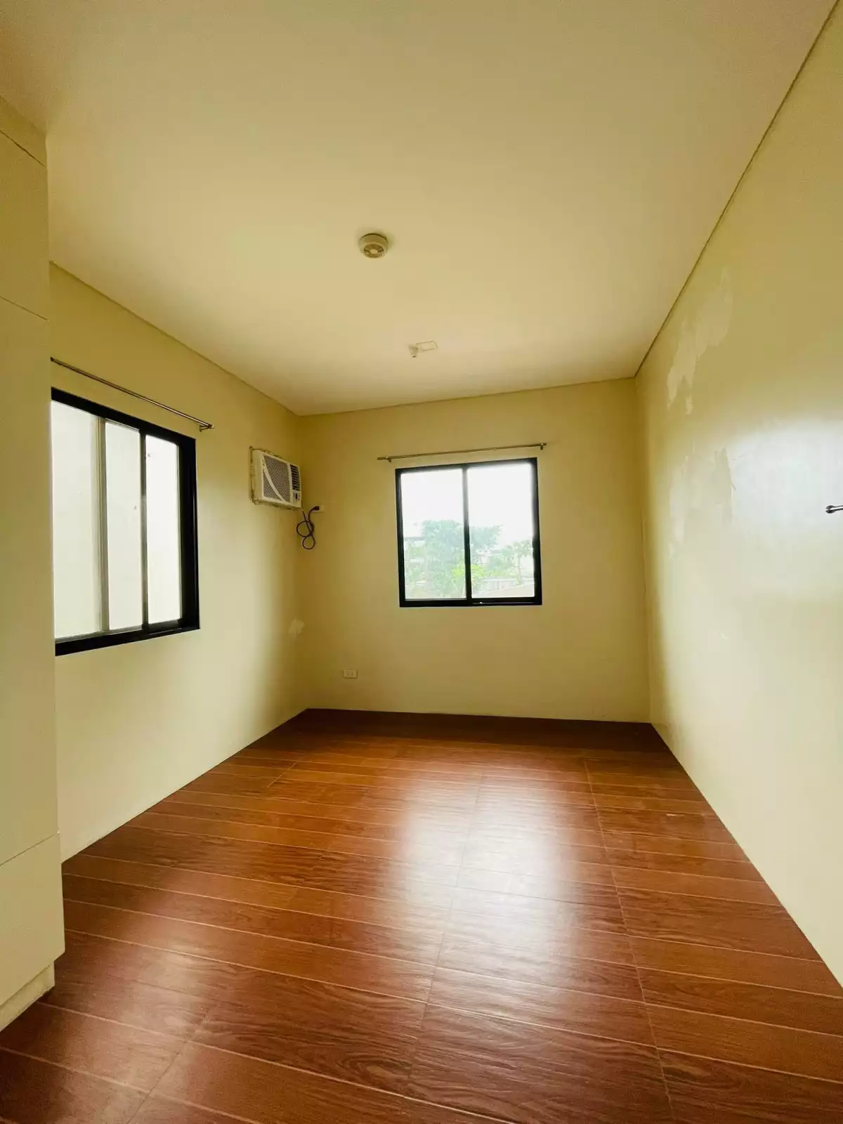 4 Bedrooms single attached house for rent in Canduman Mandaue City Cebu. Near Ateneo De Cebu — House and Lot in Mandaue City, Cebu, Philippines — Photo 2