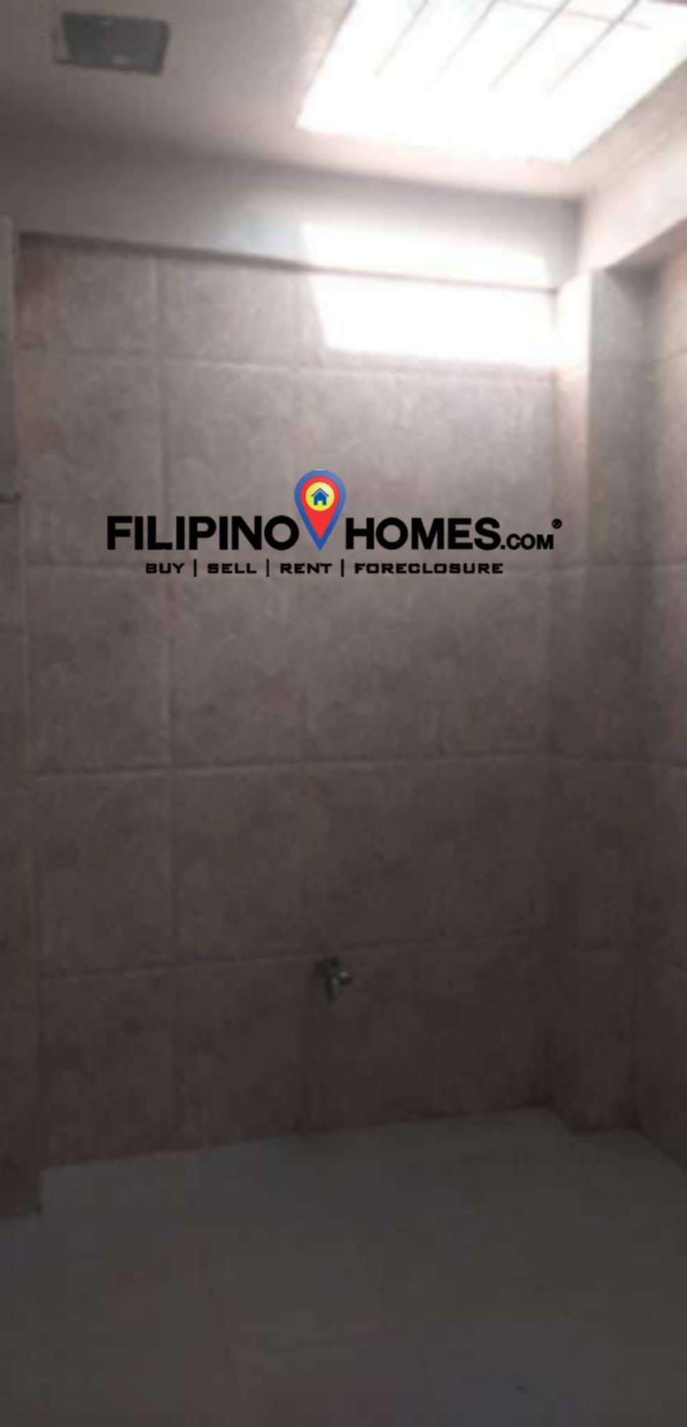 Townhouse for Sale in Naga City — Townhouse in Tiwi, Albay, Philippines — Photo 3
