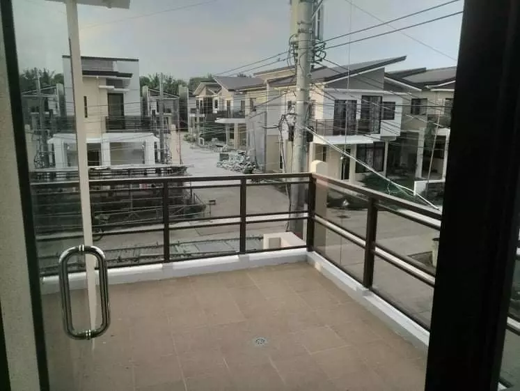 Rush Sale/Assume House and Lot in Boxhill - photo 5