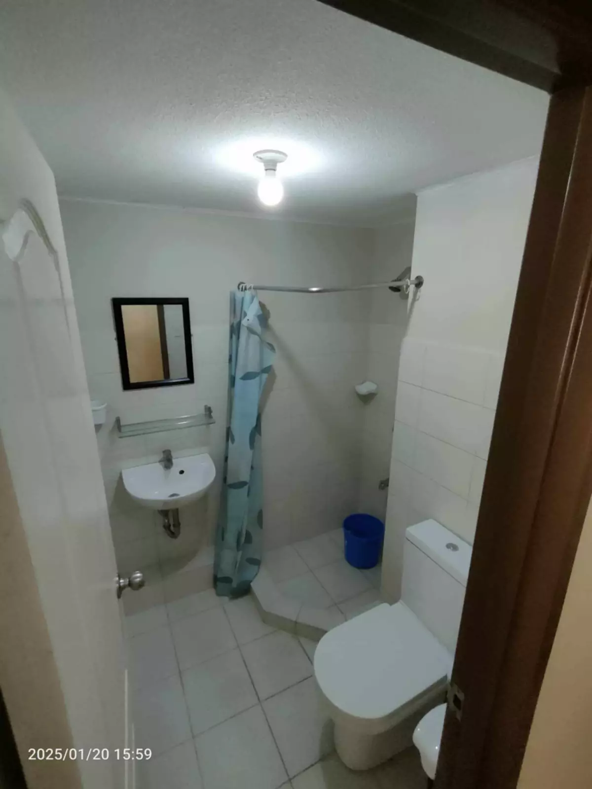ONE BEDROOM SEMI-FURNISHED — 1 Bedroom in Pres. Magsaysay Street, Cebu City, Philippines — Photo 4