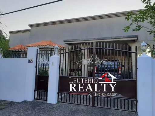 Open photo 14 of 29 — House and Lot Fully Furnished Corner with Car