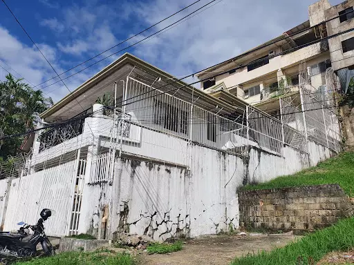 Open photo 21 of 77 — 4 Bedroom House and Lot For Sale and For Rent