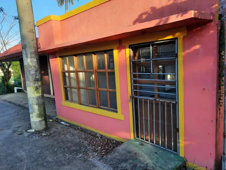 Casile Commercial Property for Sale - photo 2