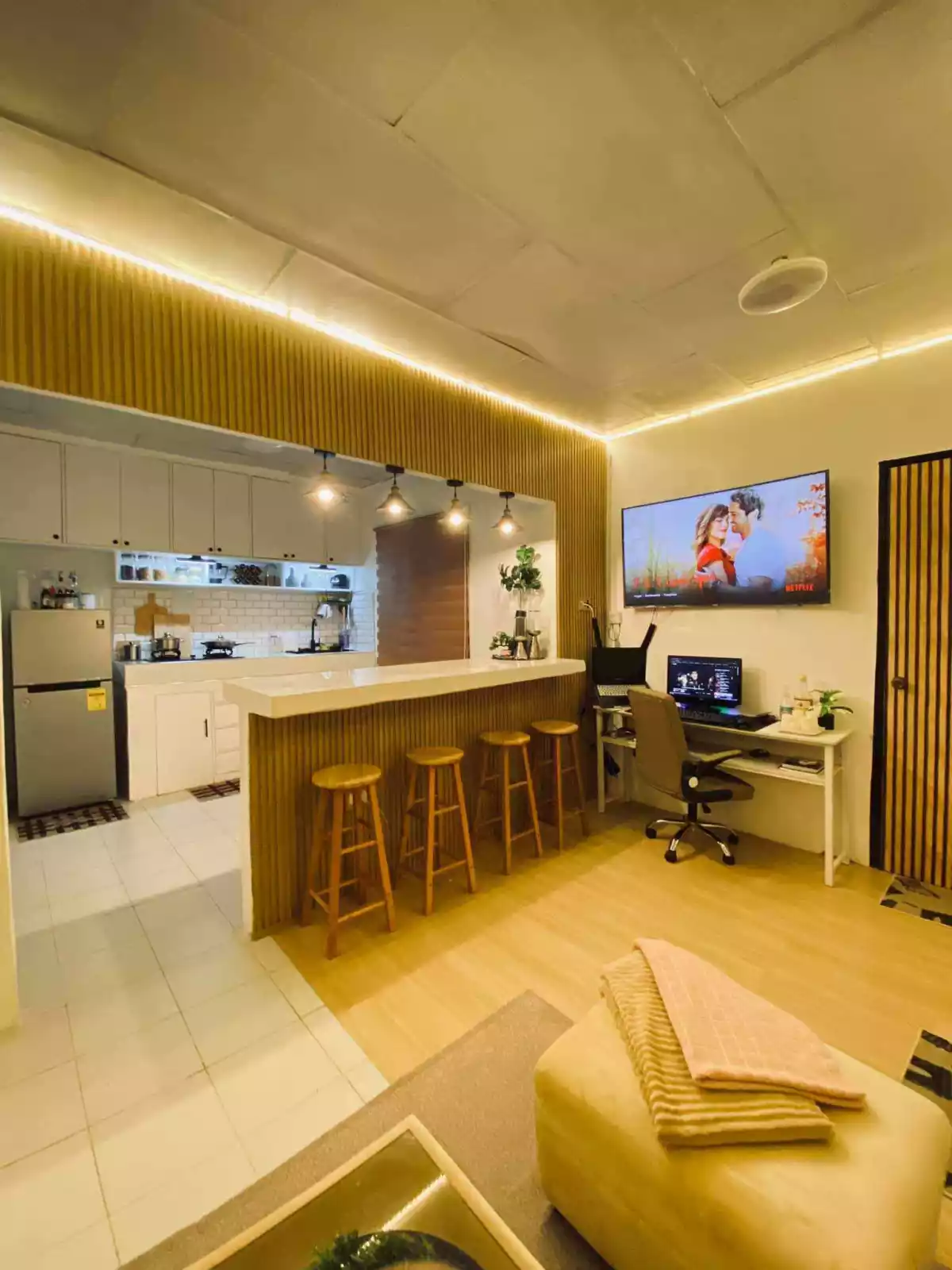 Furnish 1 Bedroom House For Rent - photo 3