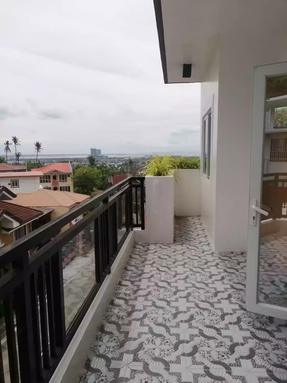 Semi Furnished Single Detached in Newtown Estates Pardo - photo 4