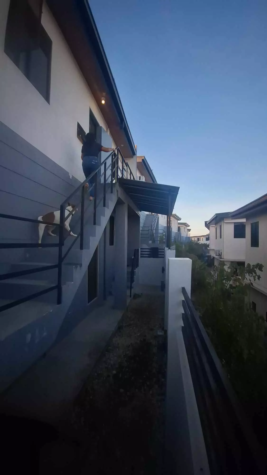 HOUSE FOR SALE IN AMOA SUBDIVISION — House and Lot in Compostela, Cebu, Philippines — Photo 7