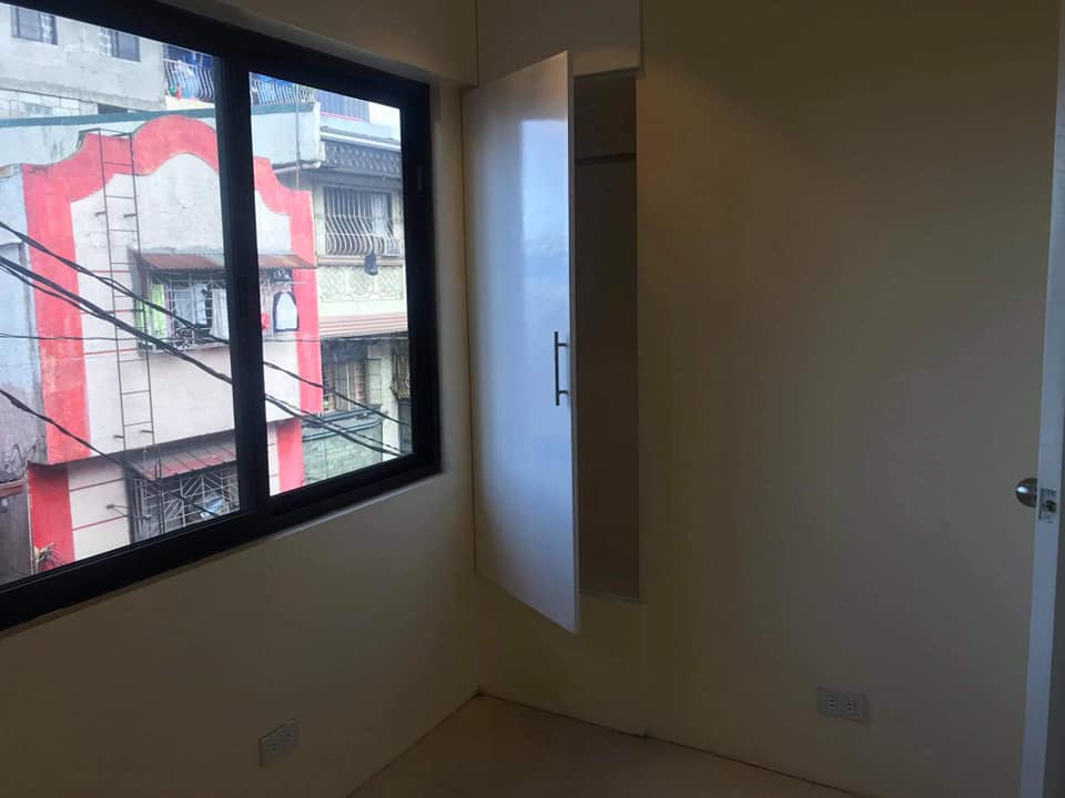 HOUSE AND LOT FOR SALE IN MANDALUYONG, CITY — House and Lot in Mandaluyong, Metro Manila, Philippines — Photo 3