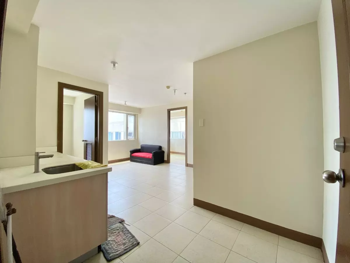 2BR BARE UNIT FOR SALE at Ridgewood Towers, BGC — 2 Bedrooms in Carlos P. Garcia Avenue, Taguig, Metro Manila — Photo 3