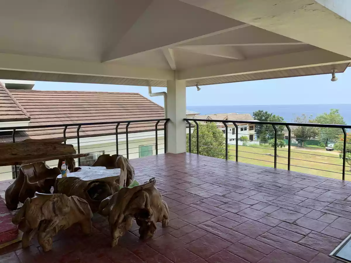 Amara house and lot with magnificent seaview  - photo 6