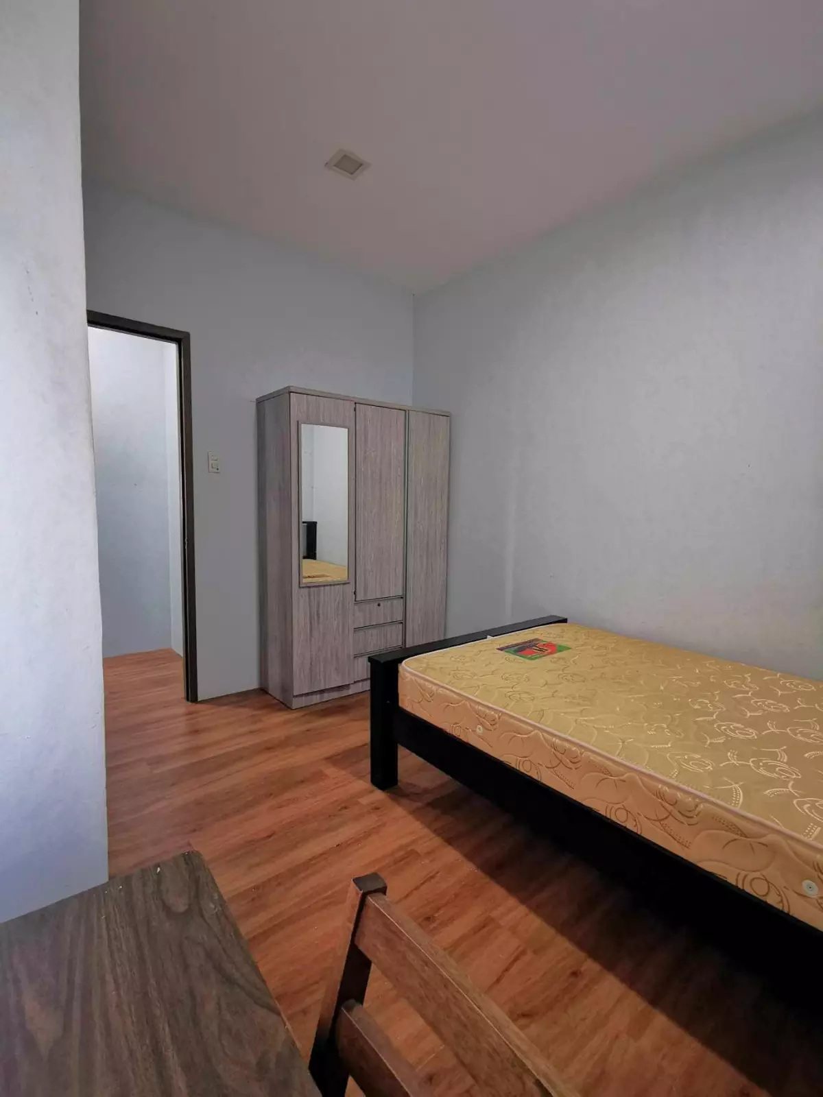 Open photo 28 of 31 — Fully Furnished Townhouse inside Subdivision near Mactan Newtown for Sale