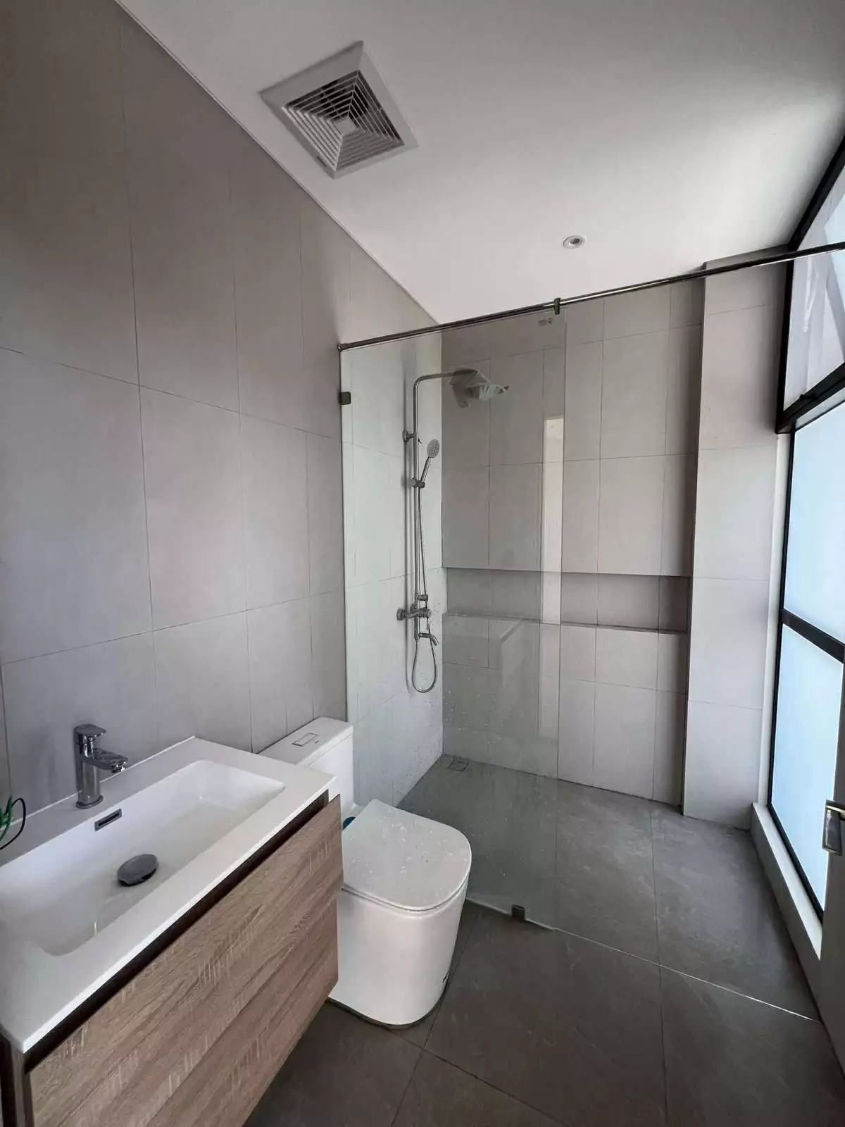 2 STOREY HOUSE AND LOT IN  METROPOLIS SUBDIVISION 2 - photo 5